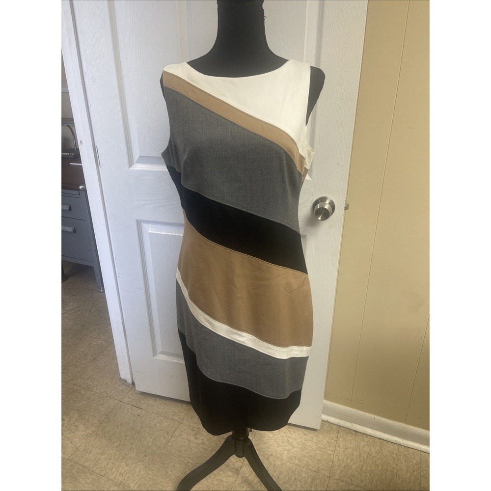 White House Black Market Color Block Sheath Dress 8 Modern Classic Power Dress